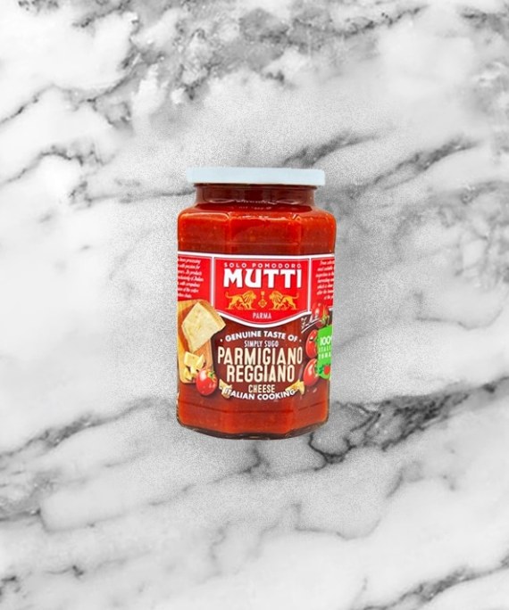 Mutti Parmigiano Reggiano and Tomato Sauce